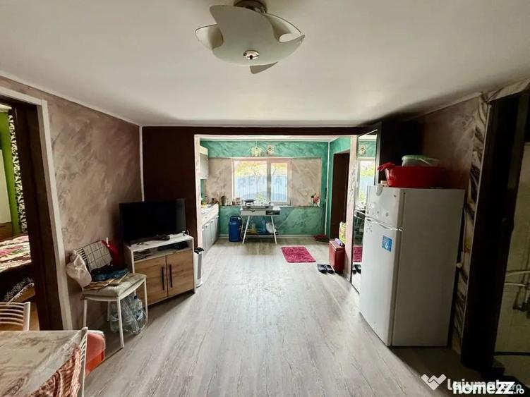 Casă cu 3 camere cu Teren 5000 Mp în Popești