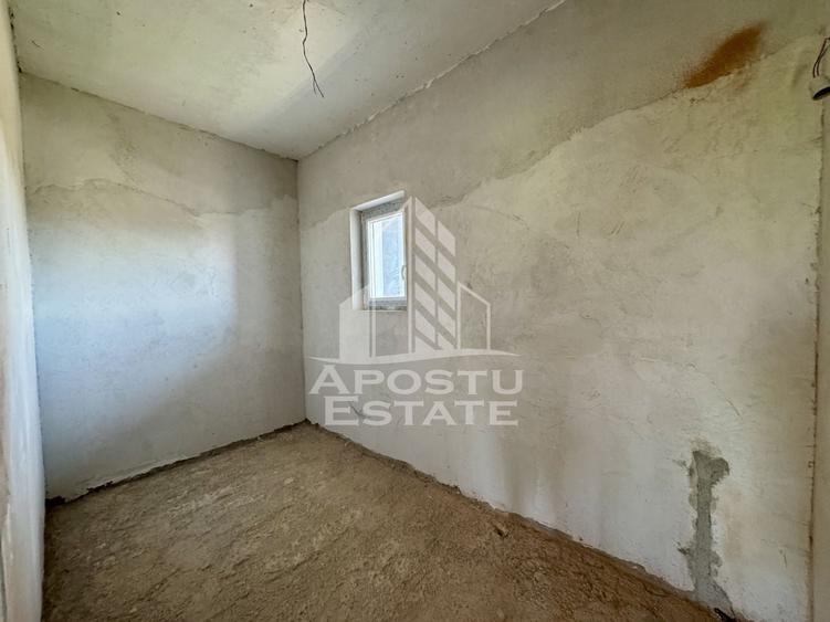 Duplex cu 4 camere cu Canalizare în Calea Urseni