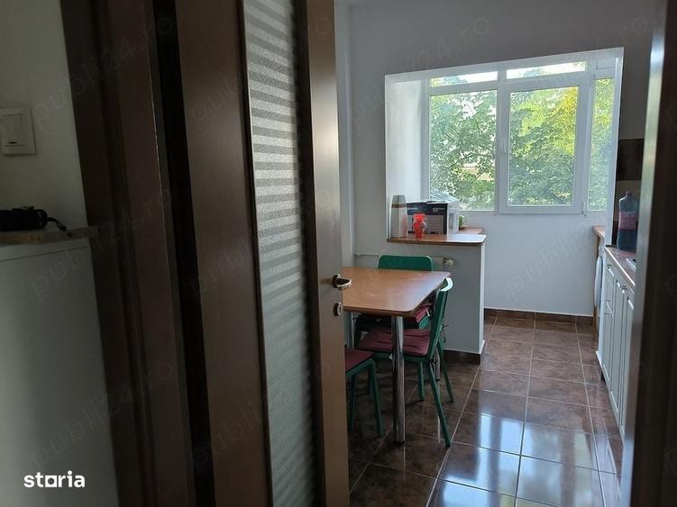 Apartament cu 2 camere în Arcul de Triumf