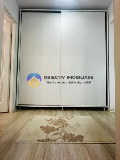 Apartament cu 4 camere semidecomandat în Mărăței