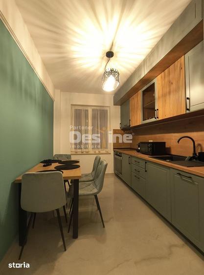Apartament cu 3 camere în Tractorul