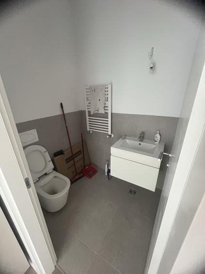 Apartament cu 2 camere nedecomandat în Românești