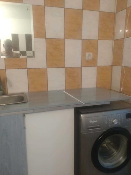 Apartament cu 2 camere în Industrială