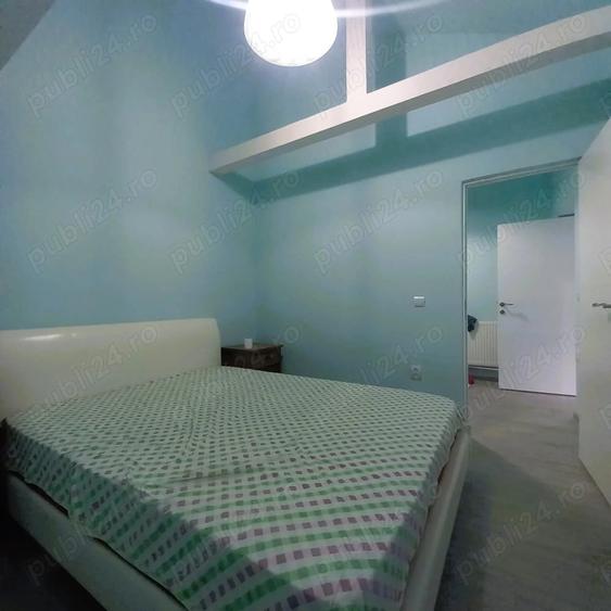 Casă cu 3 camere în Palazu Mare