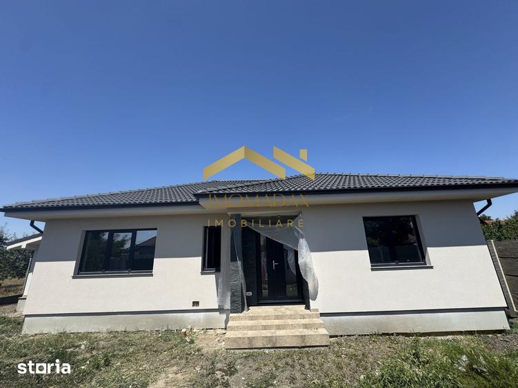 Casă cu 4 camere cu Teren 400 Mp în Sânmihaiu Român