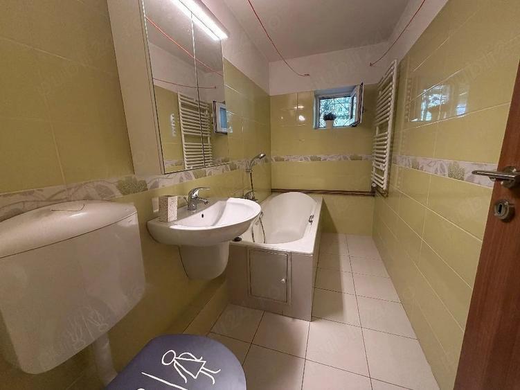Apartament cu 2 camere decomandat în 13 Septembrie