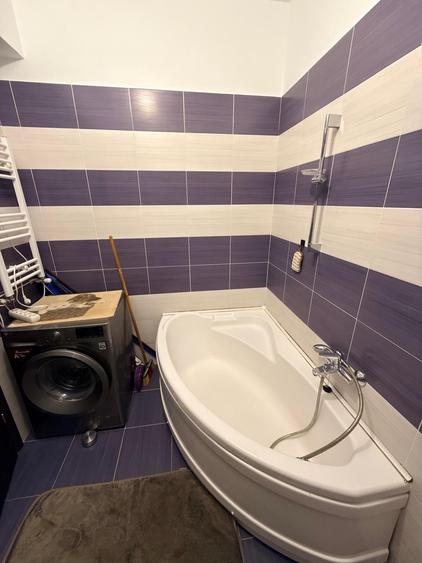 Apartament cu 3 camere decomandat în Militari