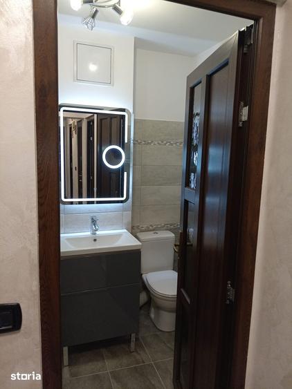 Apartament cu 2 camere decomandat în Coman