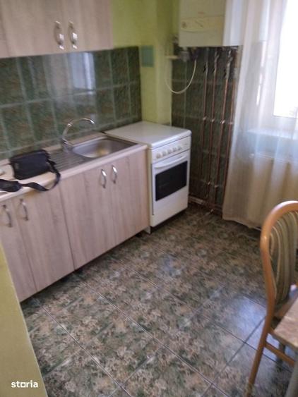 Apartament de inchiriat -Zona Stefan cel Mare-240 Euro( 2 camere) - 3