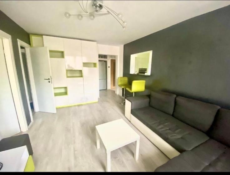 Apartament cu 2 camere semidecomandat, mobilat în Arcul de Triumf