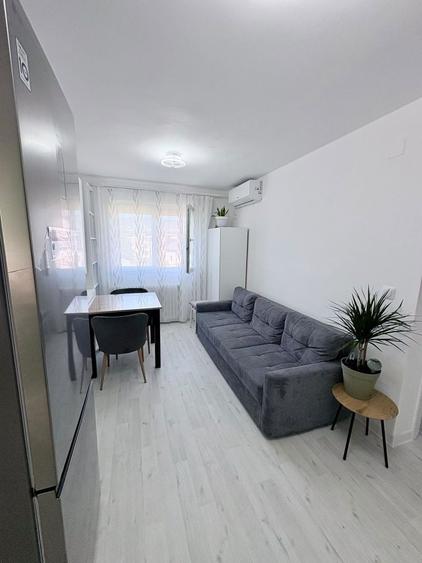 Apartament cu 2 camere decomandat în Dacia
