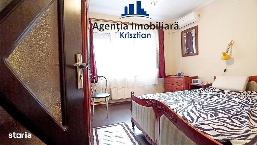 Apartament cu 3 camere semidecomandat în Micro 16