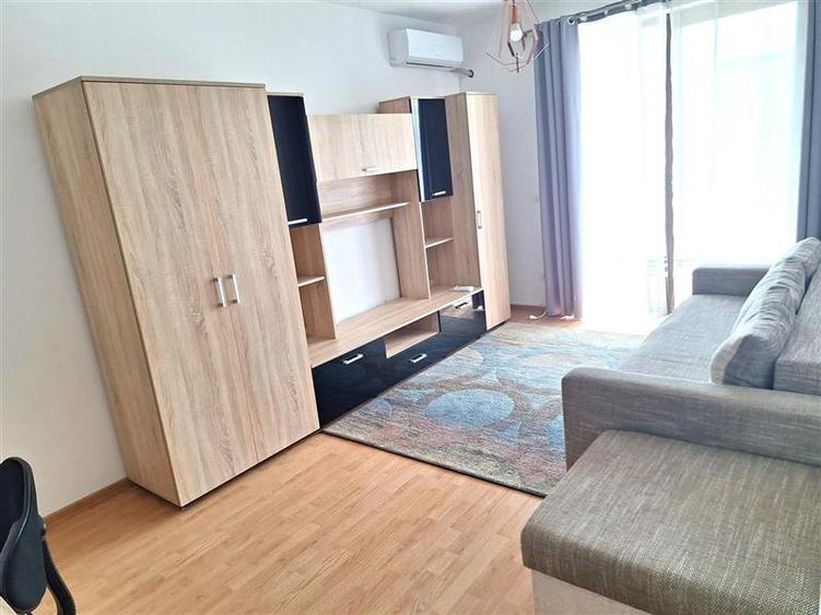 Apartament cu 2 camere decomandat în Giroc