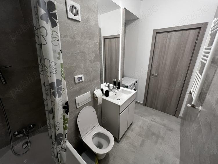 Apartament cu 2 camere decomandat în Păcii