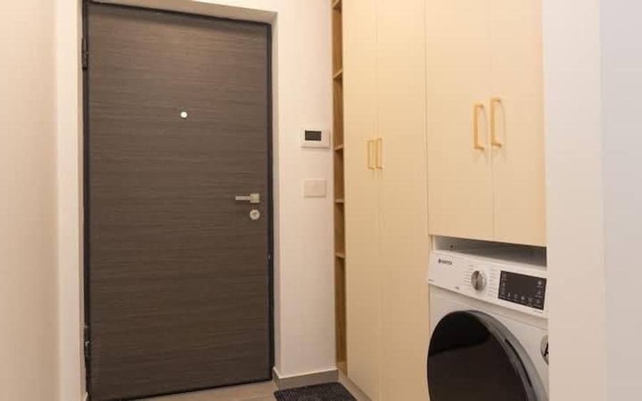 Apartament cu 2 camere decomandat, mobilat în Lipovei