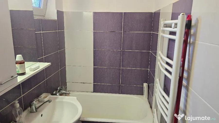 Apartament cu 2 camere semidecomandat în Dacia
