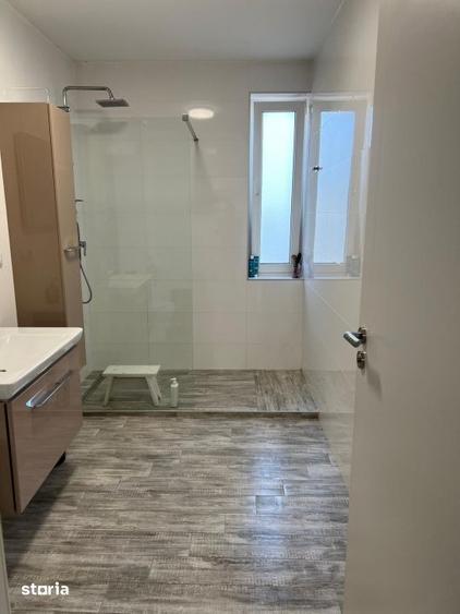 Apartament cu 3 camere, mobilat în Zorilor