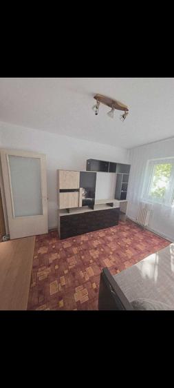 Apartament cu 3 camere în Mărăști