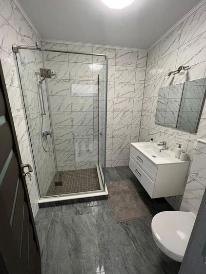 Apartament cu 2 camere, mobilat în Palazu Mare