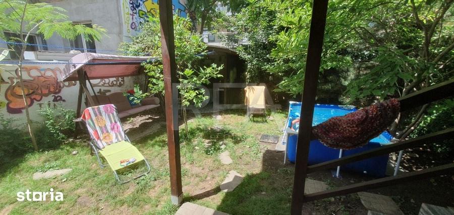 Casă cu 7 camere cu Teren 328 Mp în Dristor