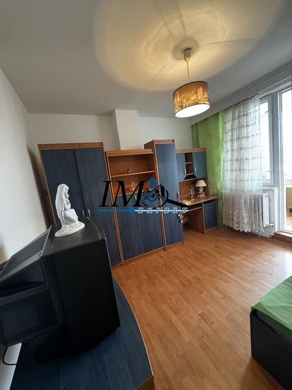 Apartament cu 3 camere decomandat, mobilat în Ampoi 3