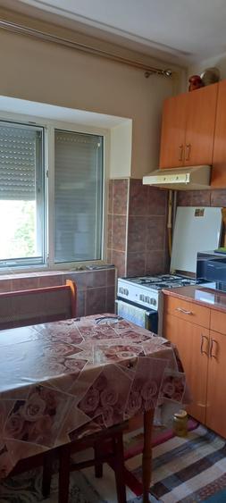 Apartament cu 2 camere decomandat în Strei