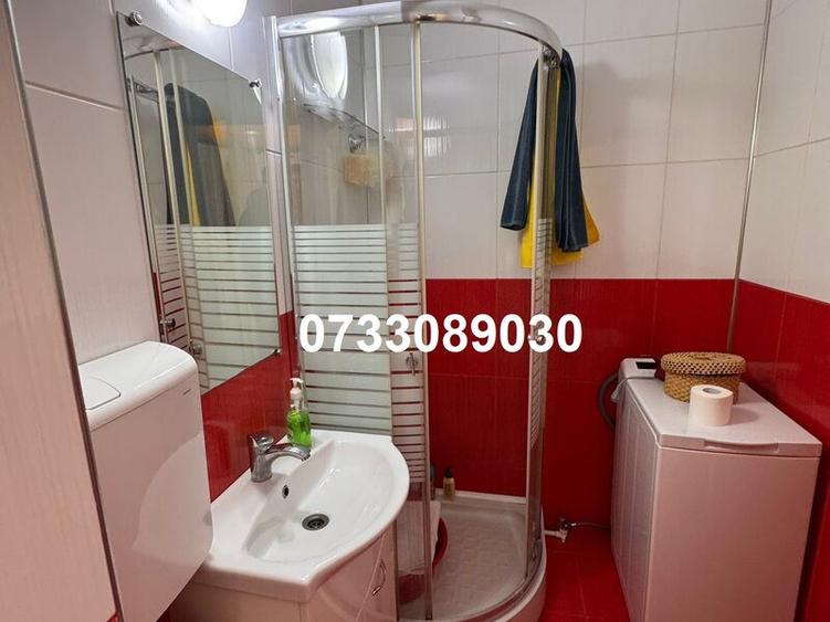 Apartament cu 3 camere semidecomandat în Drumul Taberei