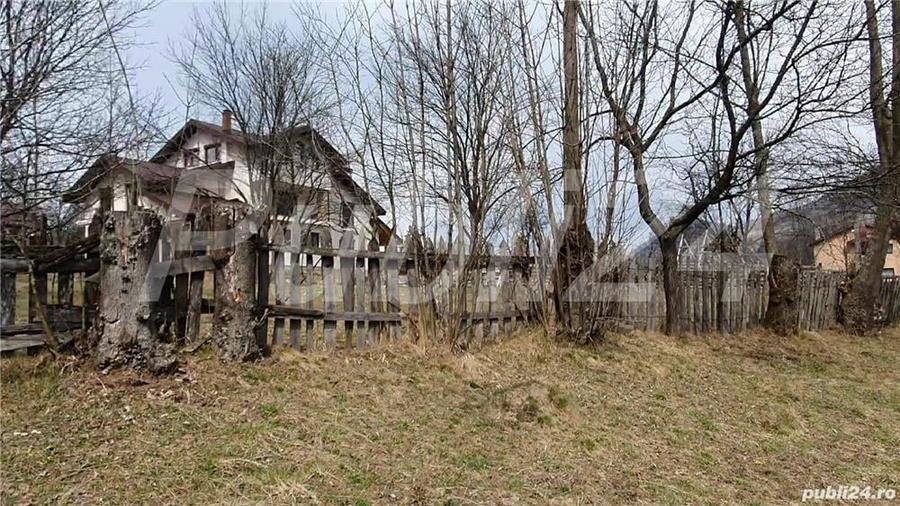 Teren de 800 mp, în Valea Doftanei