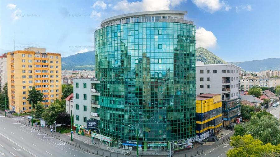 Spațiu comercial, de 537.65002441406 mp, în Vlahuță