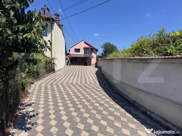 Casă cu 3 camere cu Teren 678 Mp în Valea