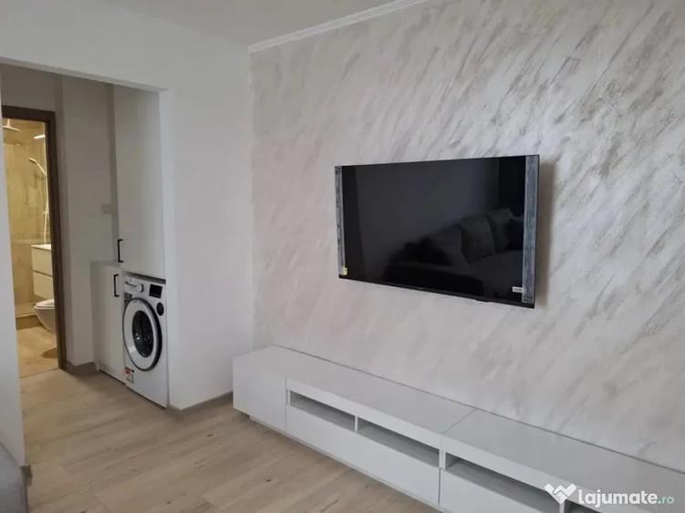 Apartament cu 2 camere semidecomandat în Ultracentral