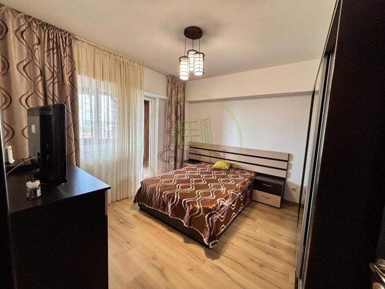Apartament cu 2 camere semidecomandat, mobilat în Craiovița Nouă