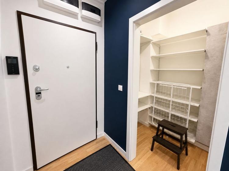 Apartament cu 2 camere în P-ta Presei Libere