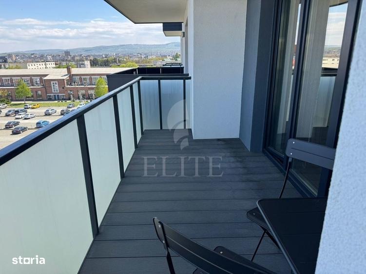 Apartament cu 3 camere semidecomandat în Gară