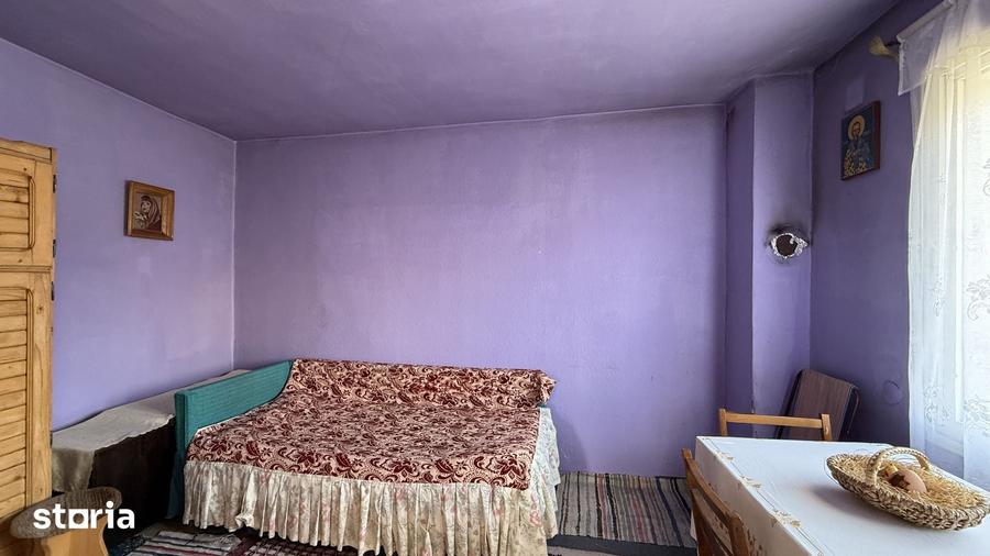 Casa din zidarie, cu teren 505 mp, zona BTT - 11