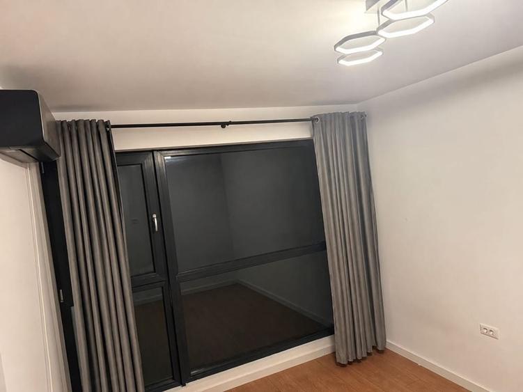Apartament cu 3 camere semidecomandat în Sălaj
