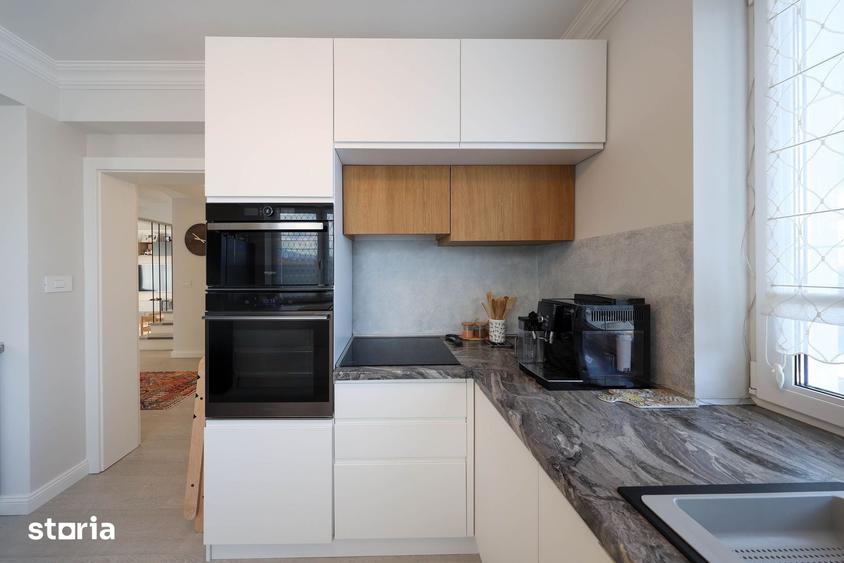 Casă cu 6 camere cu Teren 750 Mp în Bunloc