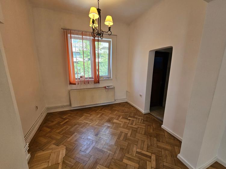 Birou, de 89.580001831055 mp, în Cotroceni