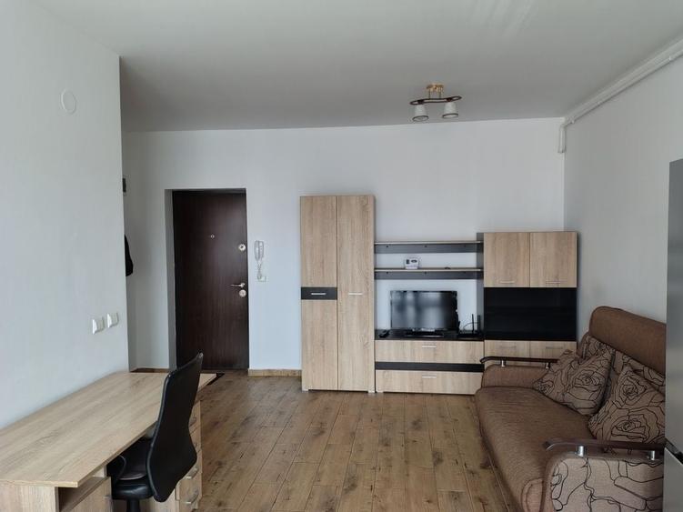 Apartament cu 2 camere semidecomandat în Lazaret
