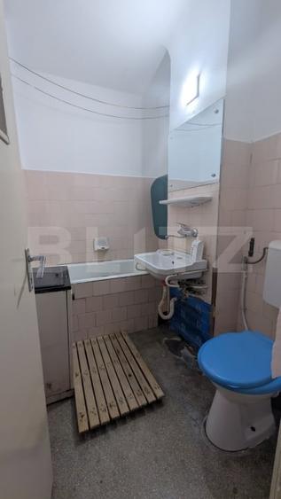 Apartament cu 2 camere semidecomandat, mobilat în Nord