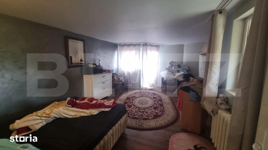 Casă cu 6 camere cu Teren 2340 Mp în Miroslava