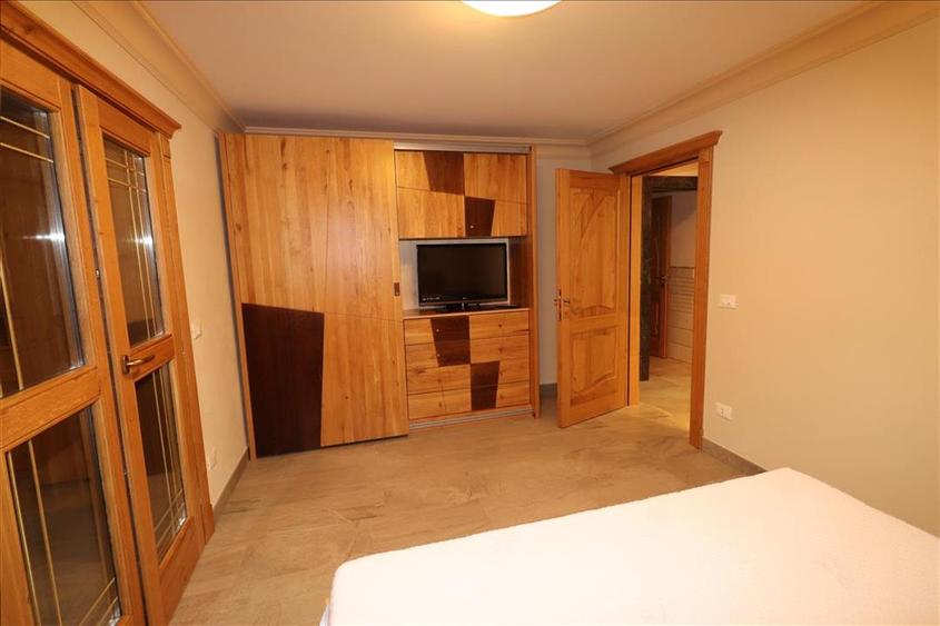 Apartament 3 camere, etaj 1, Supermaket Lidl - super lux - - 8