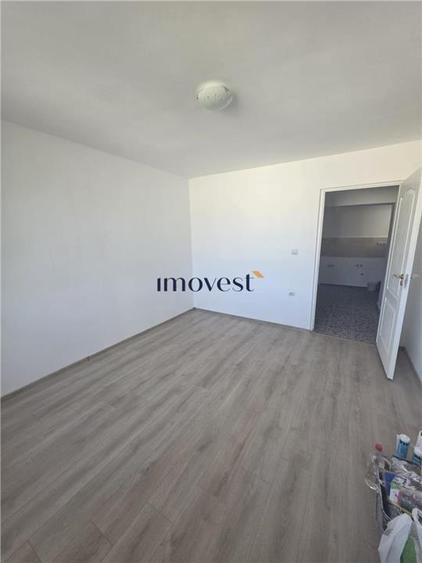 Apartament cu 2 camere decomandat în Micro 14