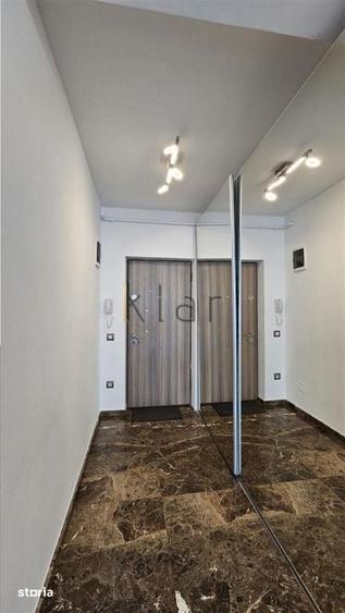Apartament cu 4 camere semidecomandat în Borhanci