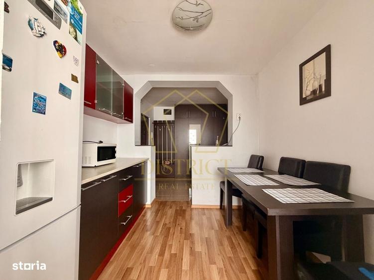 Apartament cu 2 camere decomandat în Complex Studențesc