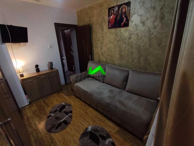 Apartament cu 2 camere semidecomandat în Vasile Aaron