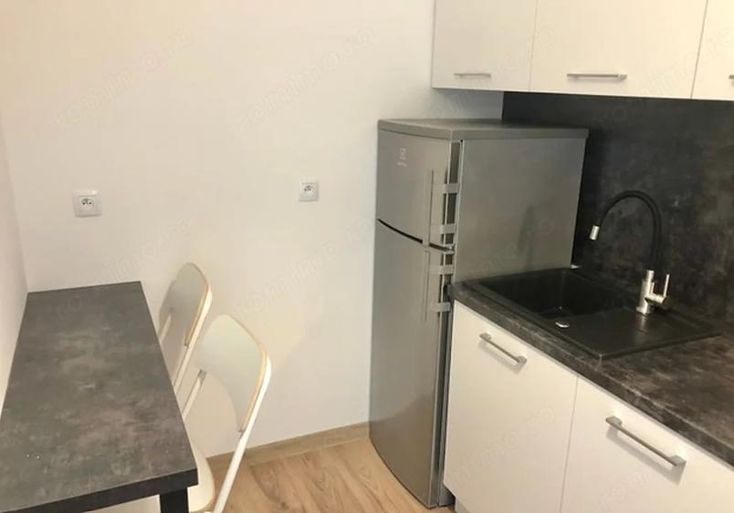 Garsonieră decomandată în Bartolomeu