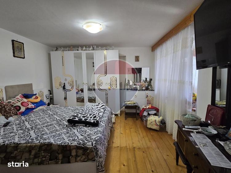 Casă cu 4 camere în Prelungirea Ferentari