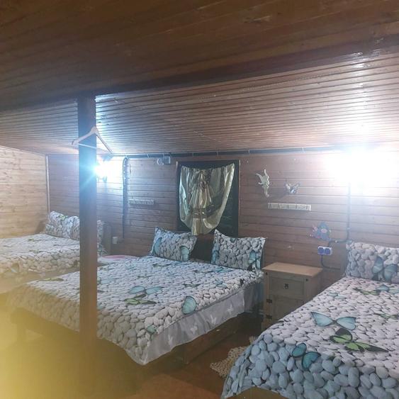 Casă cu 4 camere în Exterior Vest