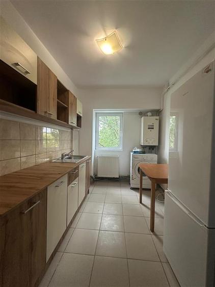 Inchiriere Apartament cu 2 camere Decomandat Nicolina 1 - 4